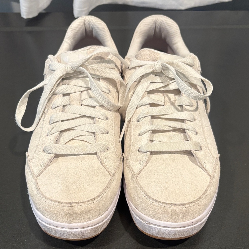 Under Armour Women's Cream Sneakers